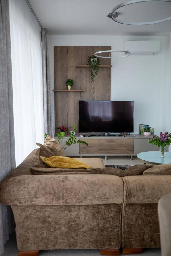 Aszuvilag Rezidencia With Sauna & Jacuzzi Legyesbenye 外观 照片