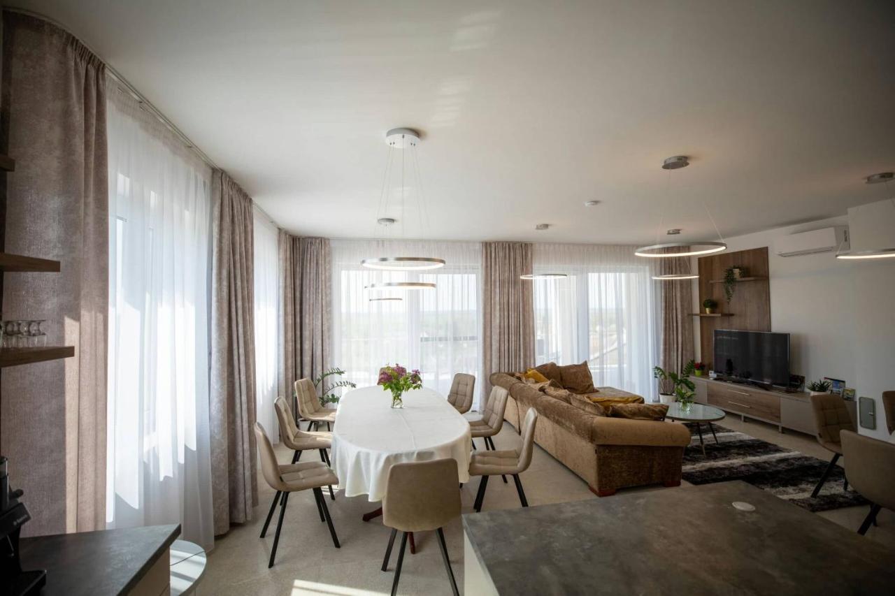 Aszuvilag Rezidencia With Sauna & Jacuzzi Legyesbenye 外观 照片