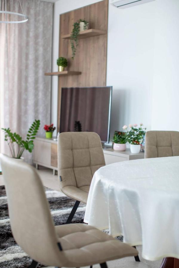 Aszuvilag Rezidencia With Sauna & Jacuzzi Legyesbenye 外观 照片